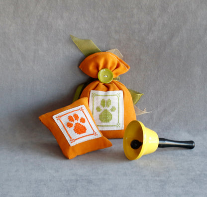 Paws (2 pieces)